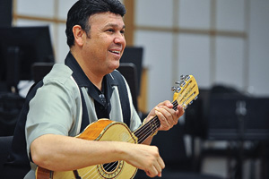 José Hernández (Photo by Michael Clements)