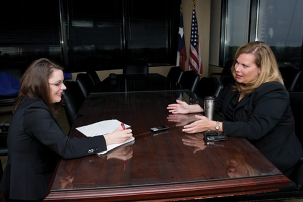 From left to right, Ellen Rosetti interviews Assistant U.S. Attorney Mandy Griffith ('98) (Photo by Gary Payne)