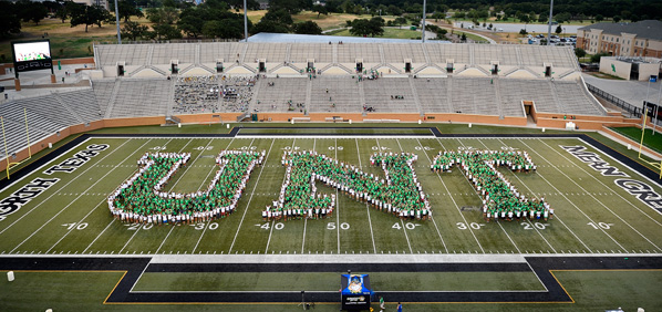 UNT Class of 2019 at Apogee Stadium. (Photo by Michael Clements)