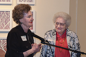 June Mandeville Barnebey ('48, '52 M.A.) and Joza Ruffner Dailey (Photo by Myungsup Kim)