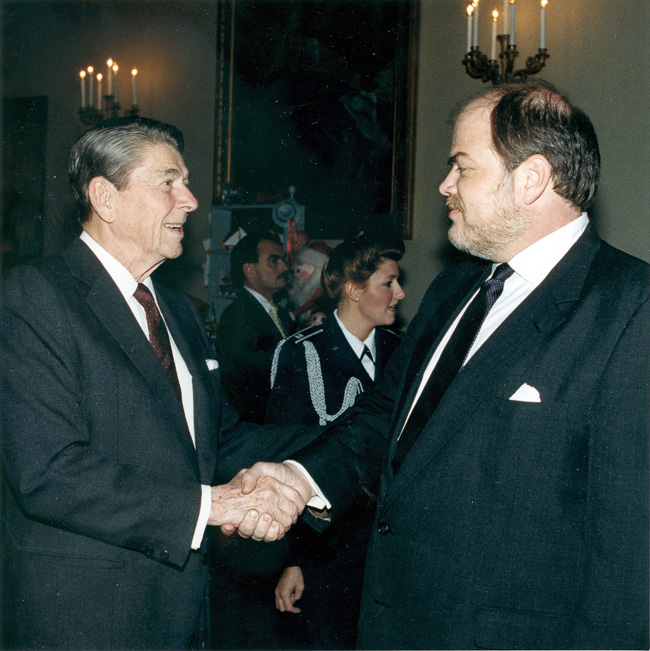 Cragg Hines with Ronald Reagan
