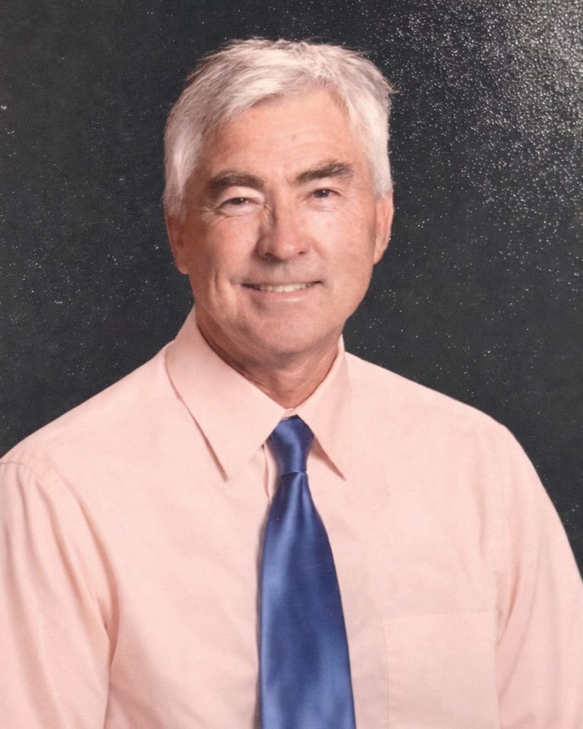 Headshot of Kenneth "Scott" Hartwell