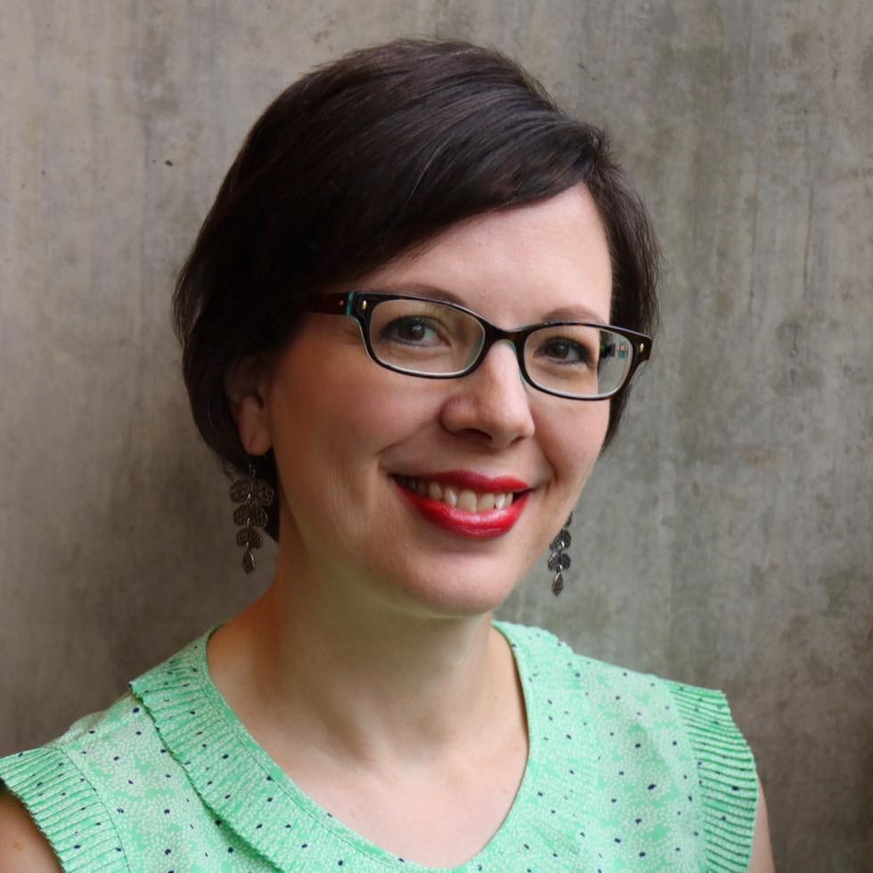 Headshot of Tracy Carr