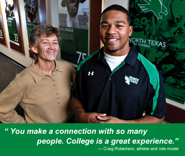 Craig Robertson, a star linebacker and senior set to graduate in 2010, with mentor Jan Hodges, coordinator of UNT’s recreation and leisure studies program. (Photo by Gary Payne)
