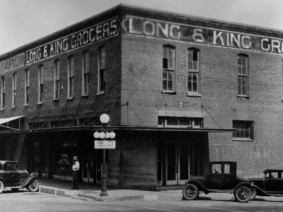 Denton Square building for UNT classes in 1890, photographed in 1930s