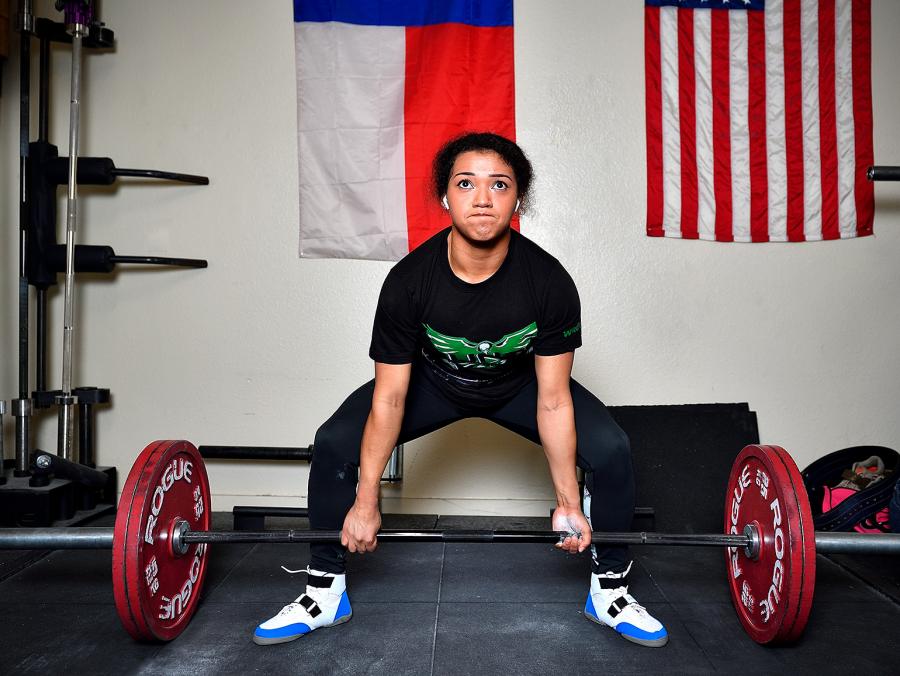 Laisha Gardner is a sophomore physics major at UNT and is part of the university's Powerlifting Club.
