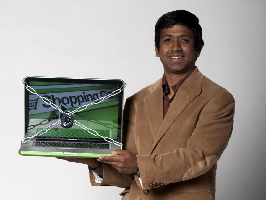 Mahedevan Gomathisankaran holding computer 